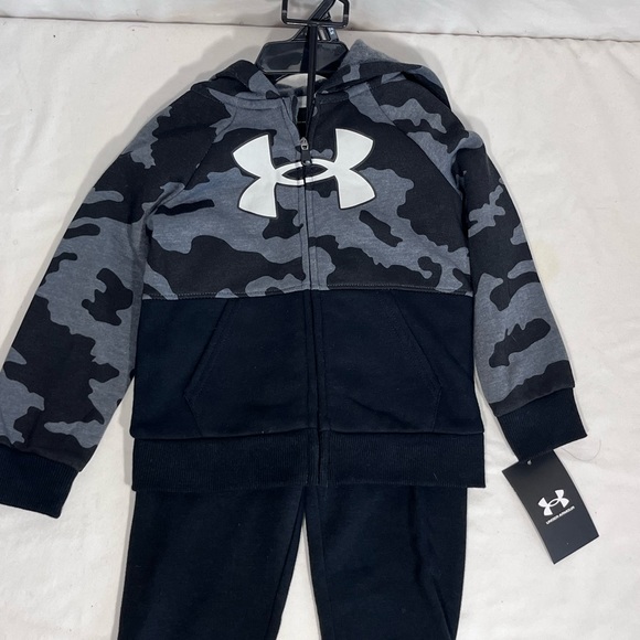 Under Armor Kids Set - Picture 3 of 11